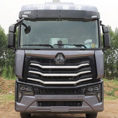 Un buen precio. Tractor de GNL de segunda mano Sinotruk HOWO MAX 6X4 460hp con 2 cambios hacia atrás en línea