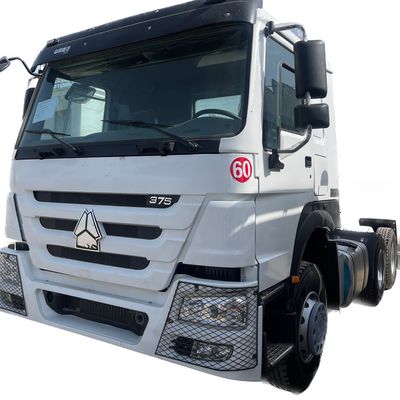 Un buen precio. 6x4 Rueda 375 HP Sino Prime Mover Dirección de mano Usado Remolque Tractor Corazón de camión en línea
