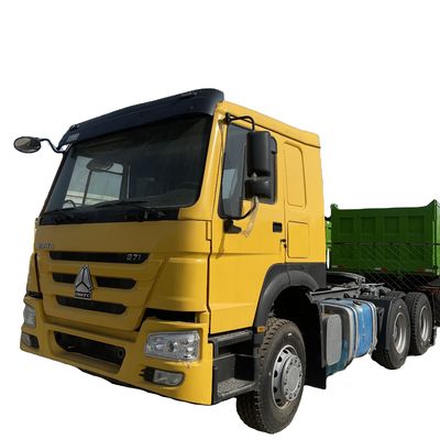 Un buen precio. Silla de una fila Usado Howo Diesel Sinotruk Tractor Camión Camión Pesado Unidad de tractor 6x4 en línea