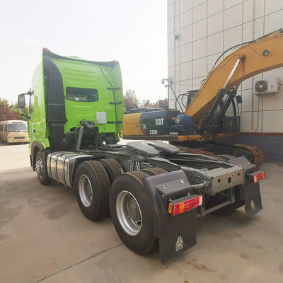 Un buen precio. Dirección izquierda Sinotruk Camión tractor de segunda mano 540 CV Howo T7H 6X4 Camión Euro 5 en línea