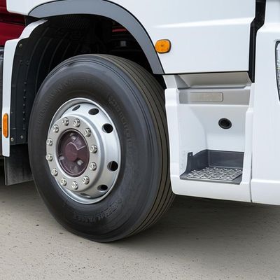 Un buen precio. s Leading of Shacman Tractor Truck with 315 / 80R22.5 Tires en línea