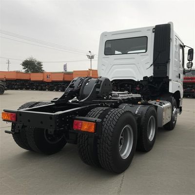 Un buen precio. Zf Steering Shacman Tractor Truck with 10 Tires for Heavy Load Capacity and Smooth Wheel Steering en línea
